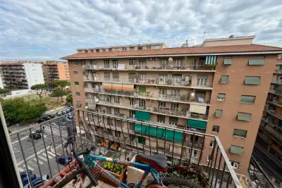 Casa in vendita, Via Valerio Flacco, Roma