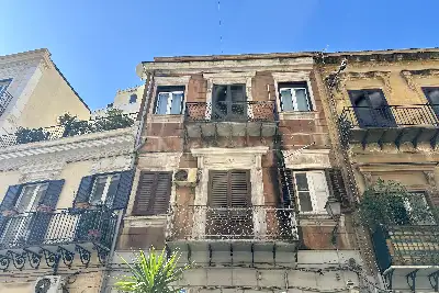 Casa in vendita, Piazza Teatro Santa Cecilia, Palermo