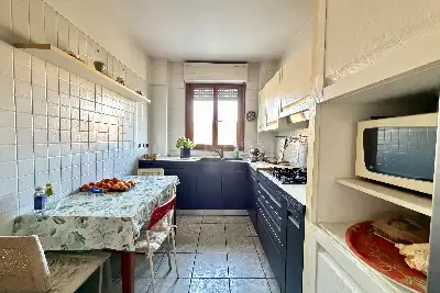 Casa in vendita, Via Angelo Inganni, Milano