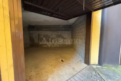Box in affitto, Via Marco D'Agrate, Milano
