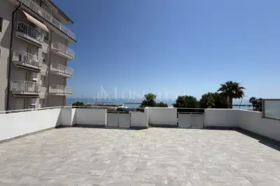 Casa in vendita, Viale Guglielmo Marconi, Alba Adriatica