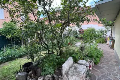 Casa Indipendente in vendita, Via Carlo Maria Rosini, Roma
