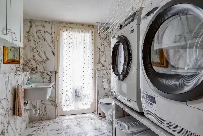 Villa in vendita, Via Luigi Pirandello, Camaiore