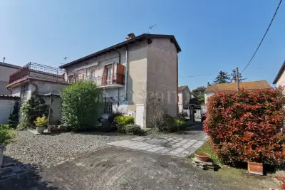 Casa in vendita, Via Roma, Castelletto di Branduzzo