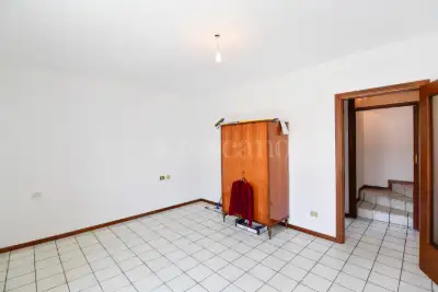 Casa Indipendente in vendita, Via Francesco Baracca, Cantù
