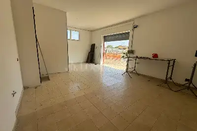 Negozio in vendita, Via Fresonara, Roma