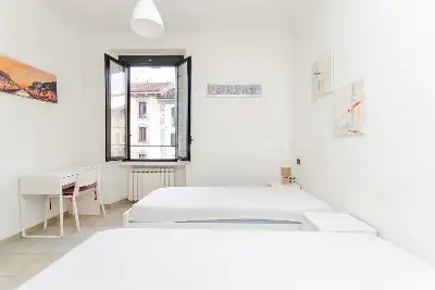 Casa in vendita, Via Luigi Porro Lambertenghi, Milano