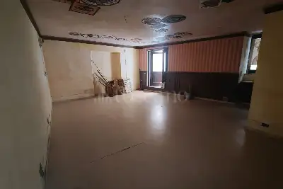 Negozio in vendita, Discesa Cavour, Catanzaro