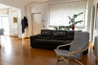 Villino a Schiera in vendita, VIALE XXI APRILE 16, Latina