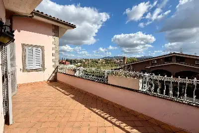 Villa in vendita, Via Portigliola, Roma