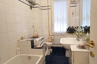 Casa in vendita, Viale Telese, Roma