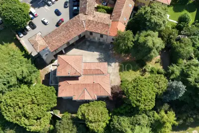 Rustico in vendita, Piazza Savoldi, Lonato del Garda