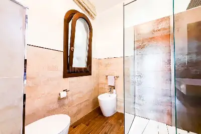 Casa in vendita, via Parigi 6 Olbia , Olbia