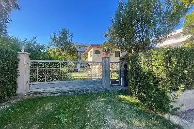 Casa Indipendente in vendita, Via Taormina 26, Martinsicuro, Martinsicuro