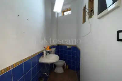 Attività Commerciale in affitto, Via Fiumara, Fiumicino