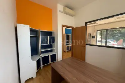 Negozio in affitto, Via Serafino Belfanti, Roma