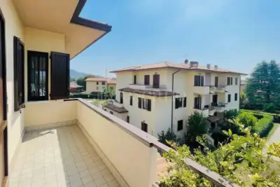 Casa in vendita, Via Casazza, Brescia