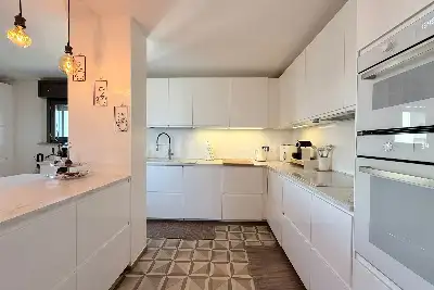 Casa in vendita, Via Senigallia, Milano