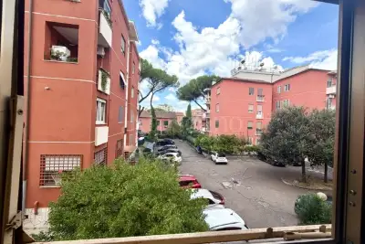 Casa in vendita, Via Valerio Publicola, Roma