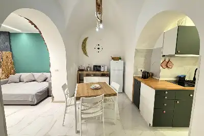 Casa in vendita, Via Ughetti, Catania