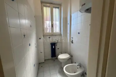 Casa in vendita, Via Pessano, Milano