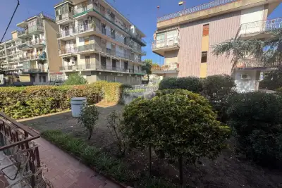 Casa in vendita, Via Aldo Moro, Gravina di Catania