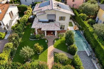 Villa in vendita, Via Bottego, Sirmione