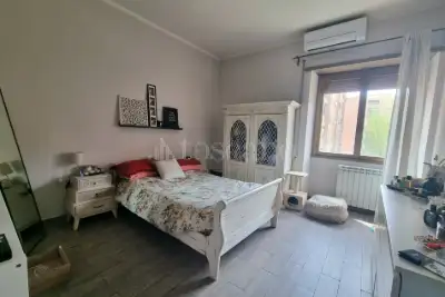 Casa in vendita, Via Tuscolana, Roma