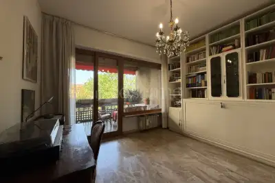 Casa in vendita, Via Tommaso Gulli, Milano