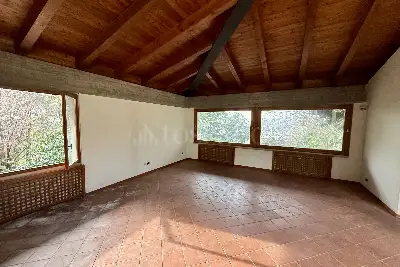 Casa Indipendente in vendita, Via Campiani, Cellatica