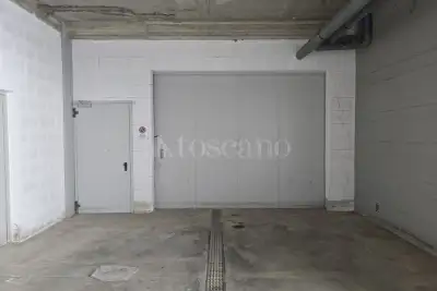 Magazzino in vendita, Viale Tica, Siracusa