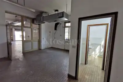 Negozio in vendita, Via Roma, Castelletto di Branduzzo