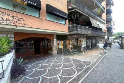 Casa in vendita, Via Ugo Ojetti, Roma