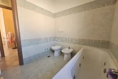 Villino a Schiera in vendita, Via Jenne, Anzio