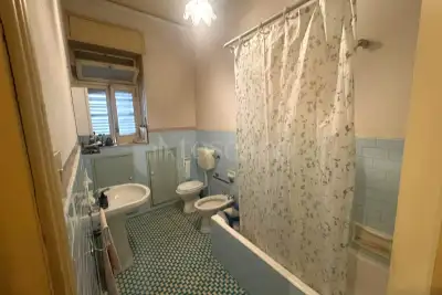 Casa in vendita, Via Monserrato, Catania