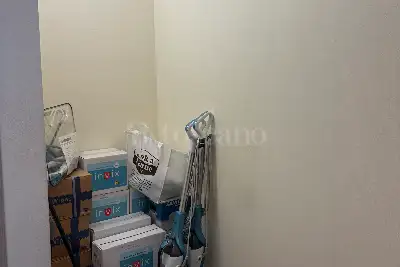 Stabile Uso Ufficio in vendita, Via Santa Gonda, Prato