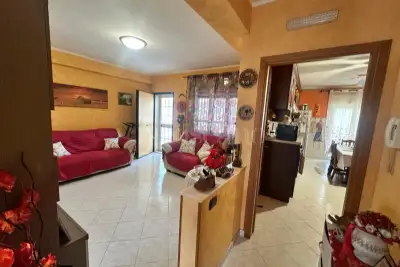 Casa in vendita, Via Antonino Corsaro, Camporotondo Etneo