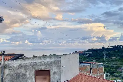 Casa Indipendente in vendita, Via C Torre, Roccalumera
