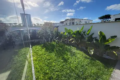 Villa in vendita, Via Ermanno Wolf Ferrari, Roma