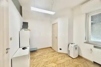 Ufficio in affitto, Via IV Novembre, Verona