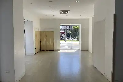 Negozio in affitto, Piazza Jolanda, Catania