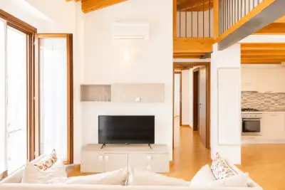 Casa in vendita, Via Giuseppe Garibaldi, Padenghe sul Garda
