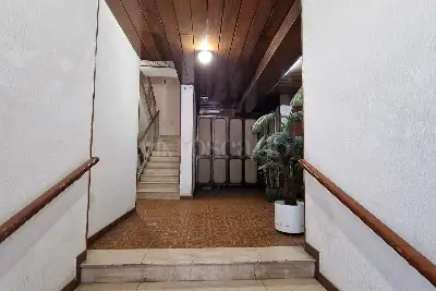 Negozio in vendita, Via Mariano Stabile, Palermo