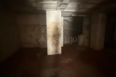 Magazzino in vendita, Via Vecchia Ognina, Catania