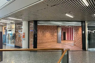 Negozio in affitto, Via Mario Rigamonti, Roma