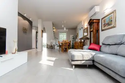 Villa in vendita, Via Privata Bitonto, Milano