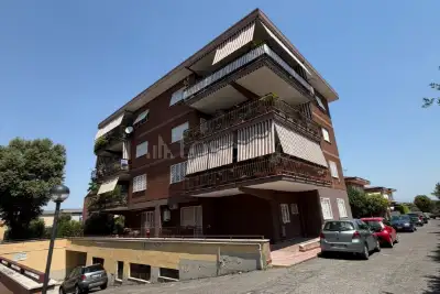 Casa in vendita, Via Anagnina, Roma