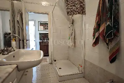 Casa in vendita, Via Colombini, Siena