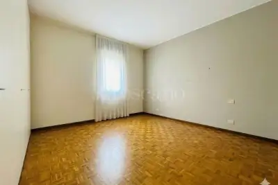 Casa in vendita, Viale Europa, Brescia
