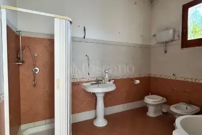 Casa Indipendente in vendita, Via Prof. E. Garau, Thiesi